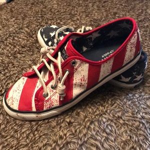 Patriotic Sperrys—think Memorial Day!!